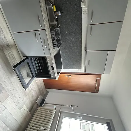 Modern 4 Beds A42 A3 Апартаменты